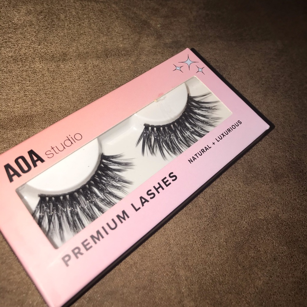 Eyelashes